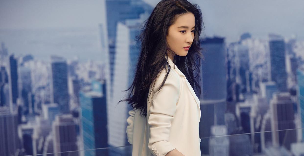 肖战|2022.12.27娱乐爆料：杨幂、肖战、刘亦菲、王一博、杨超越、成毅