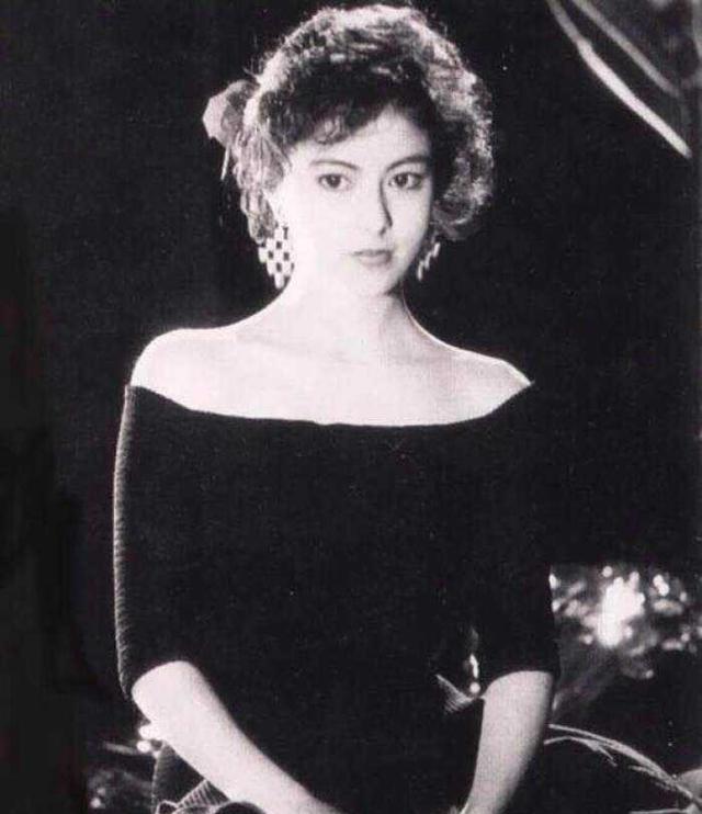 泽口靖子|泽口靖子：昭和最后的美人，皇太子的梦中情人，如今57岁仍未婚