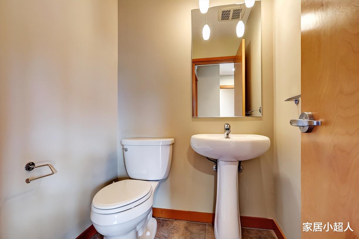 卫生间很容易被人忽视的3个位置!简单改一下,就能让空间翻倍!
