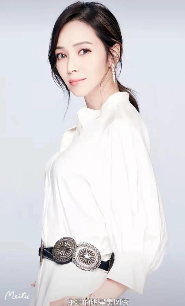 侯佩岑|龙哥的明星美图秀：侯佩岑