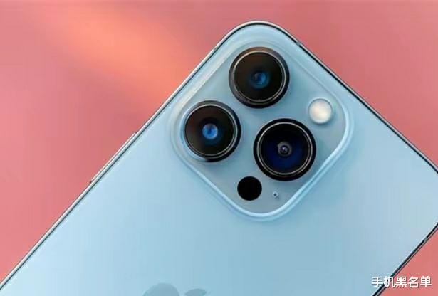 AMD|iPhone14全系普及高刷屏，不用再纠结买什么版本了