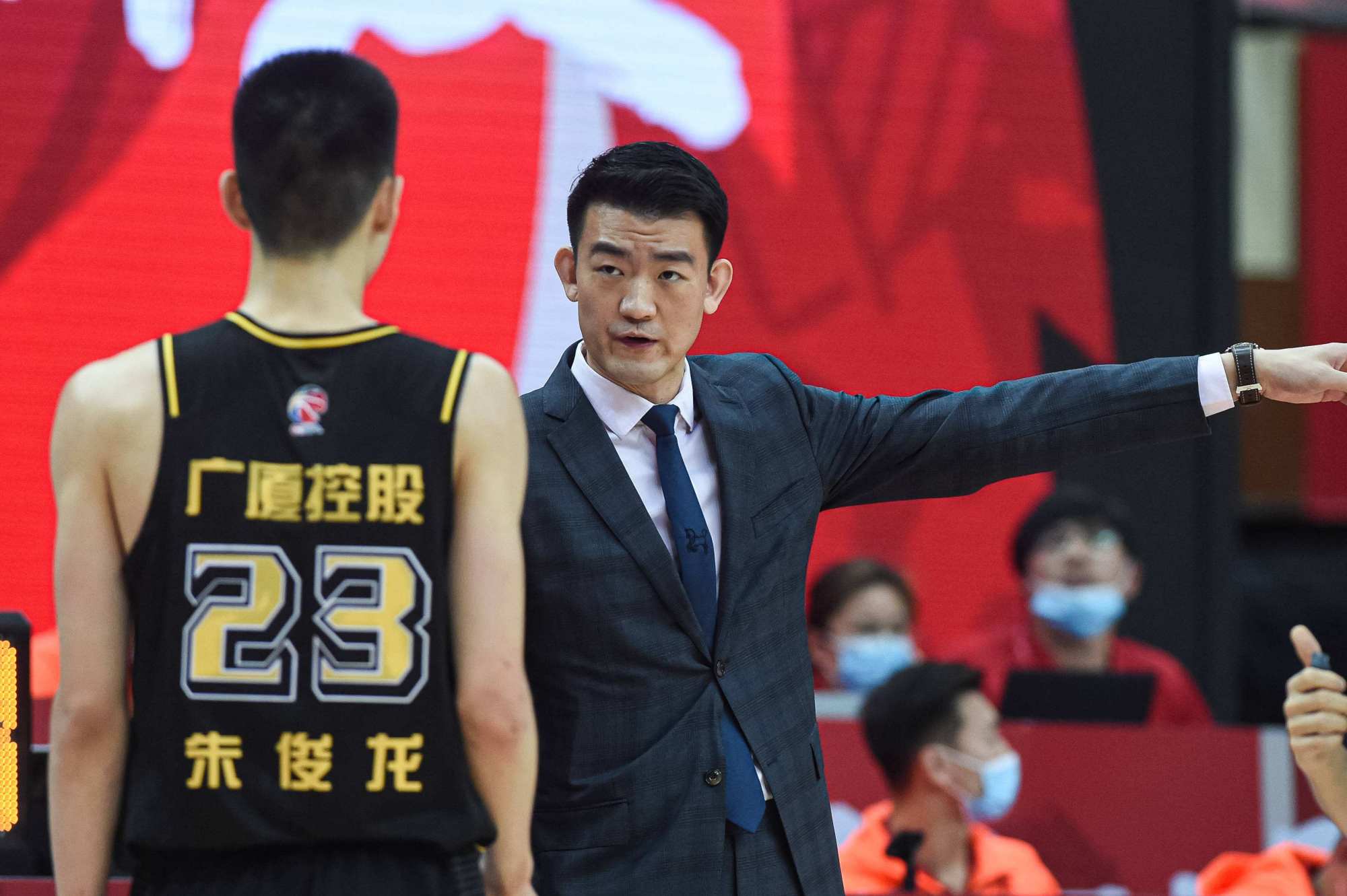 巴塞罗那|2米00！2米03！场均15+7，能攻善防！王博欲打造CBA顶级“3D”