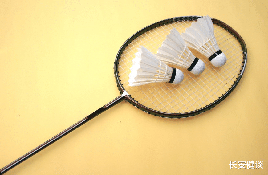 血糖 如何稳定血糖？医生：日常中坚持做到4点，血糖稳稳地