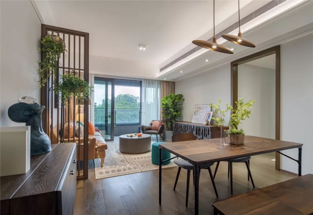 116平米三居室，全包一共才花25万，这风格太美了！