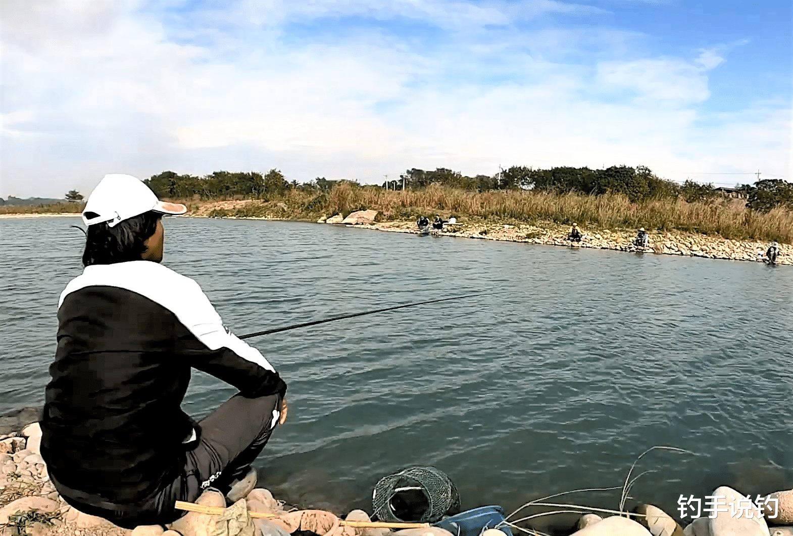 饵料|冬天外出钓鱼,需掌握低温4种钓法,遵守天冷“5不钓”原则