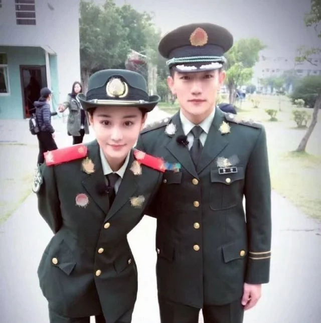 新游记|知情人曝张馨予为母亲购置4千万豪宅，还曝光何捷的真实家庭情况