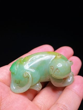 翡翠|清乾隆 老坑飘绿翡翠 耄耋 玉猫 把件 挂件