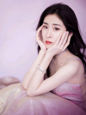 张碧晨|“母凭子贵”张碧晨：为爱生女获2亿补偿，为何华晨宇不愿娶她？