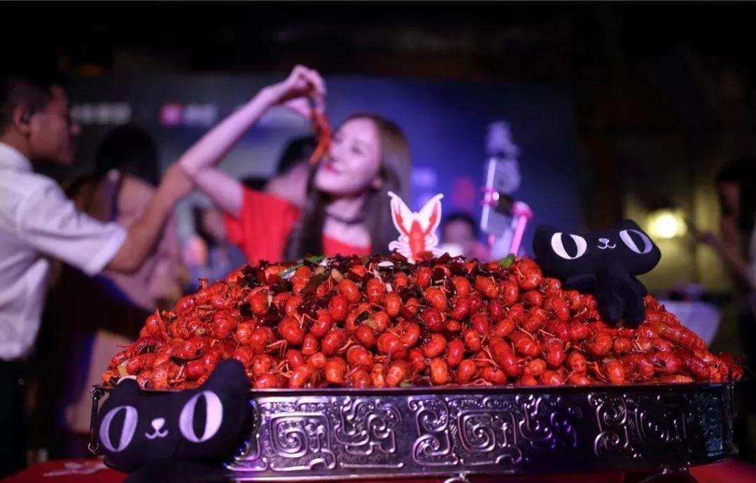 电子商务|电商壹周|阿里不得不做自营