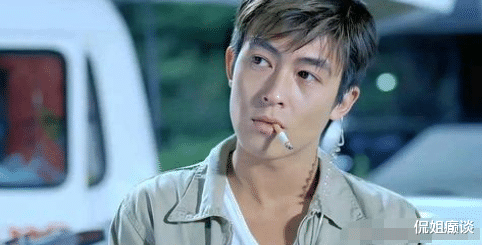 窦唯|年轻时颜值惊为天人,中年发福、秃头、脸肿,这8位男星有苦难说