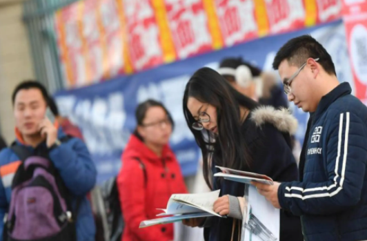 本科生|只是找工作更容易？看了研究生的“隐藏福利”后，本科生后悔没考