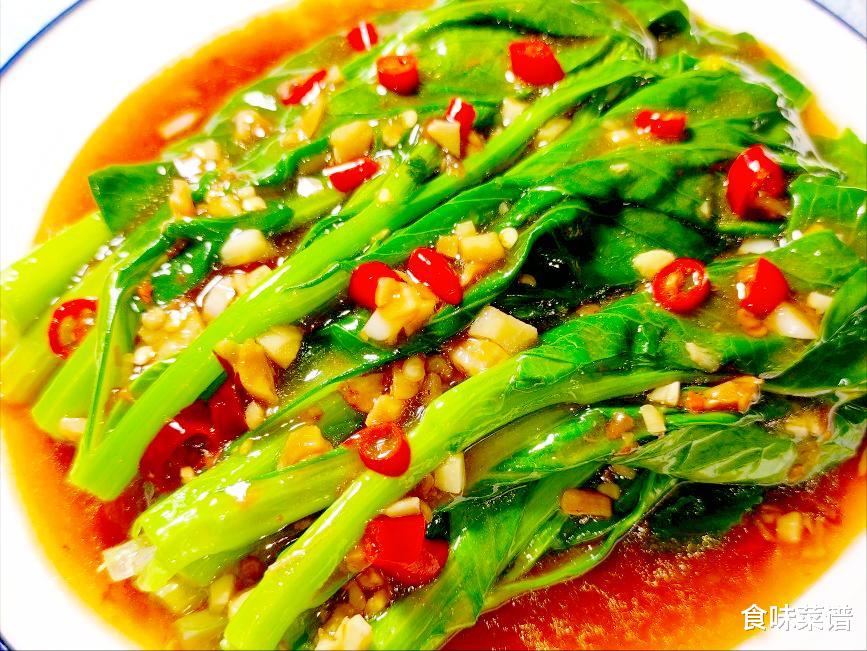 年夜饭上，不能全是大鱼大肉！把这4道炒青菜端上桌，开胃又解腻