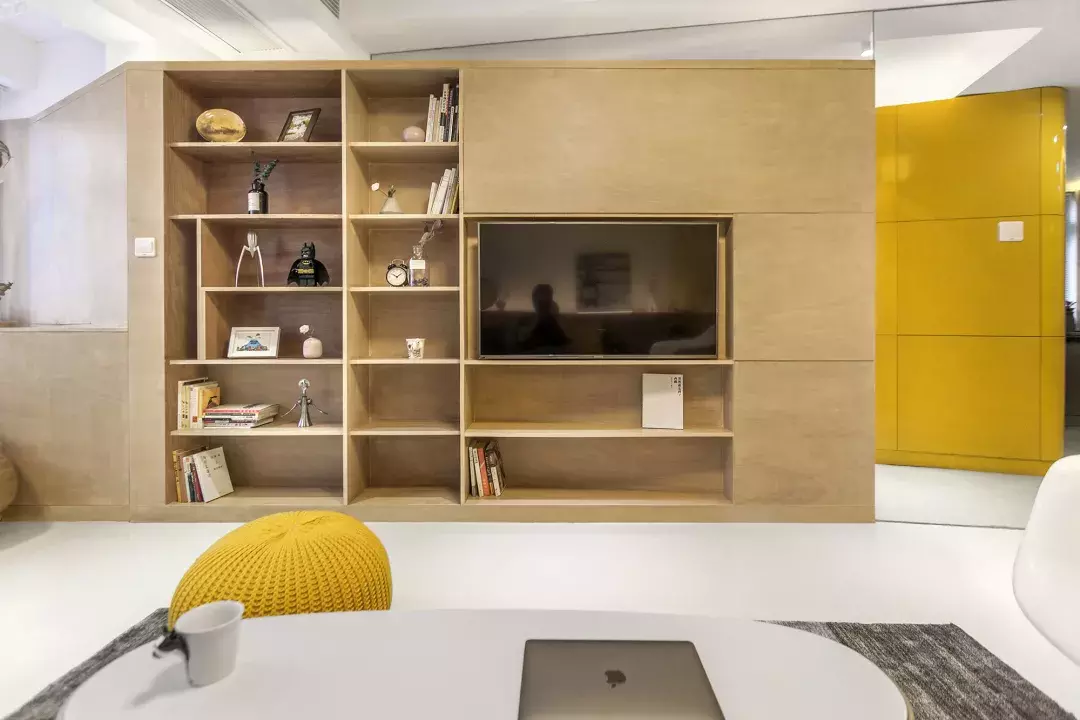 48㎡小户型公寓大改造,旋转10°的设计引起了质变!