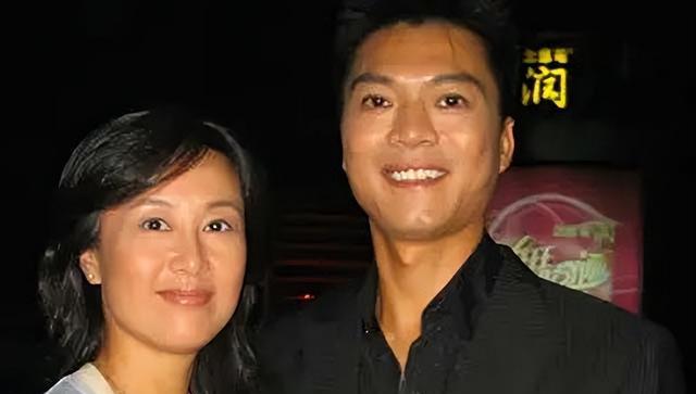 吴玉芳|25岁退役的广东乒乓男神，娶百花影后为妻，一家四口都颜值超高