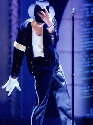 演唱会|演唱会前5天突然离世，售卖出的百万张票却没人退票，世界歌坛也仅此一人