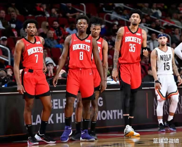 灰熊队|火箭瞄准NBA最被低估球员！2换4交易，灰熊成伍德、戈登新东家？