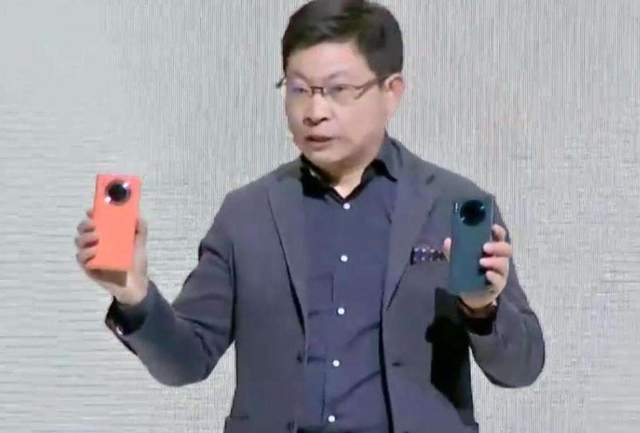 华为|余承东松一口气，经历了2次失败后，华为汽车终于要逆袭了