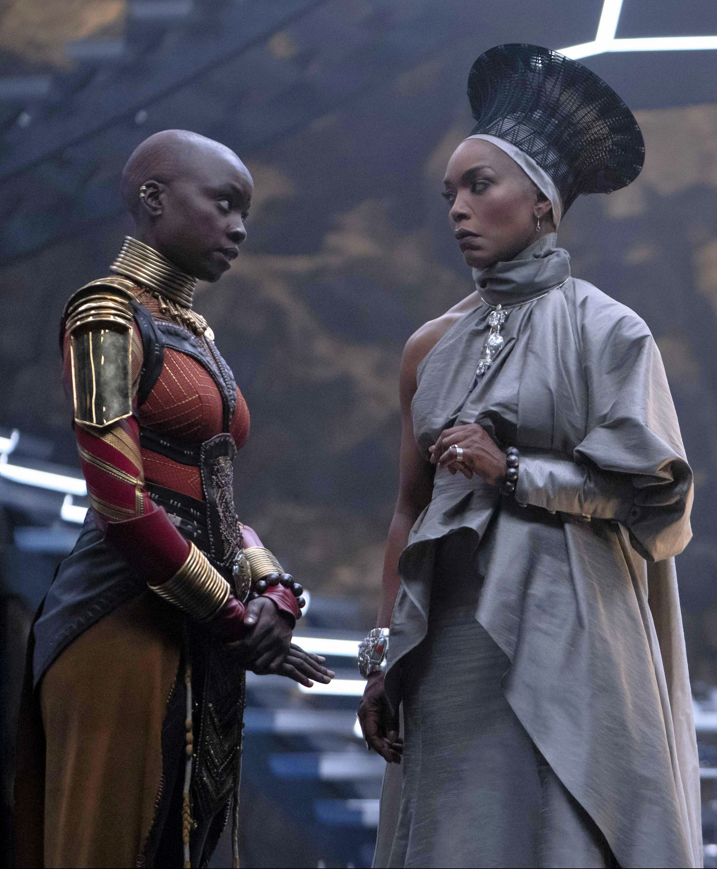 新?奥特曼|《黑豹2》:你真的看懂结局了吗?新任女黑豹可能另有身份?