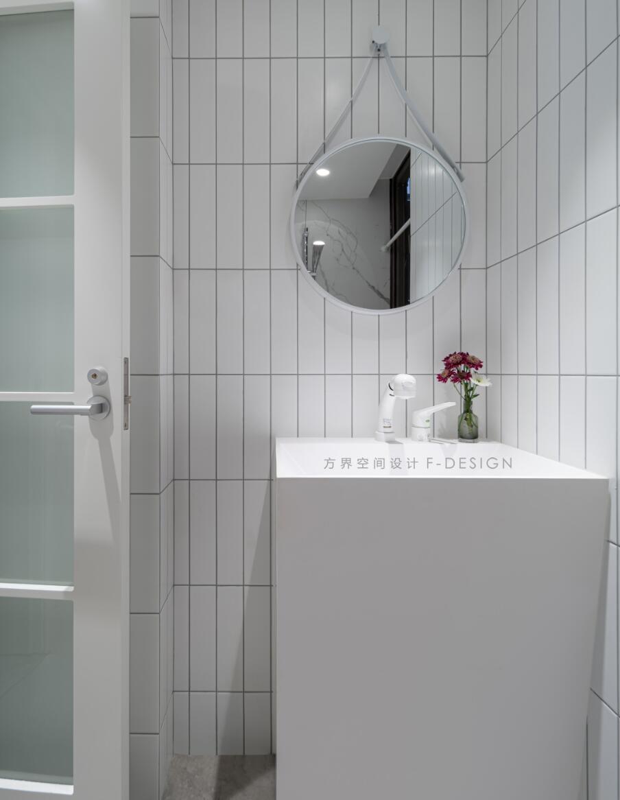 90后的她，拒绝断舍离，将102㎡新家打满柜子后，出奇地实用