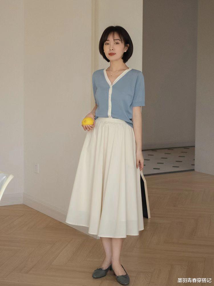 这是我见过优雅风穿得最美的小个子，简单大方不失气质，值得借鉴