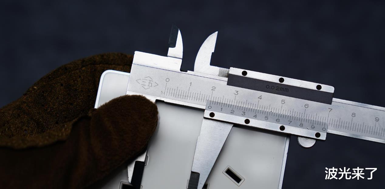 恭喜你,在装修前看到了这篇开关插座大比拼,五款一线品牌哪家强