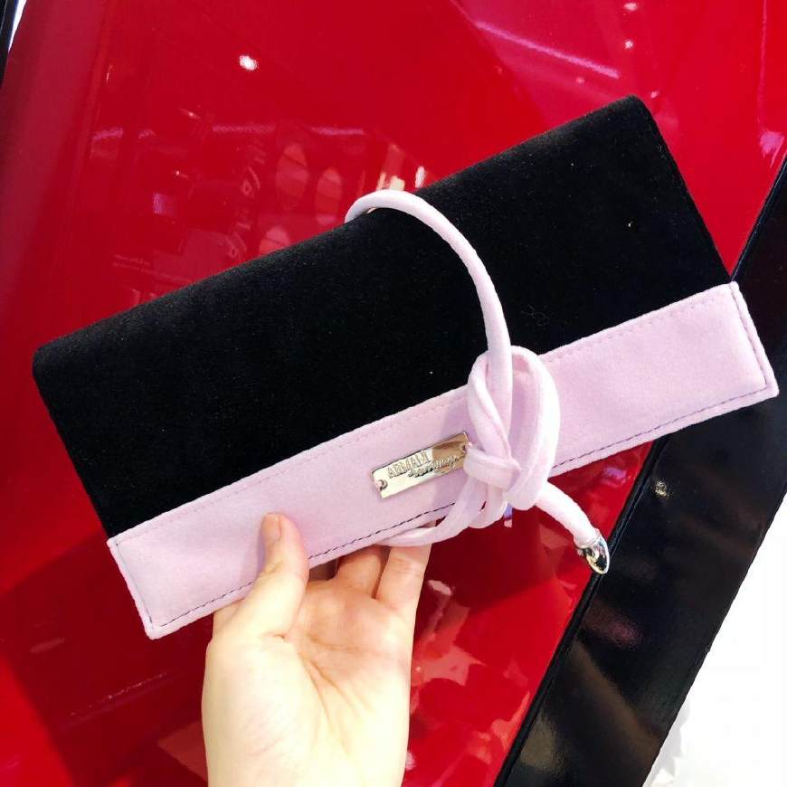 玫瑰 舒淇巴塞尔表展绽放女神光的秘密是它：2018想跟上彩妆流行必看