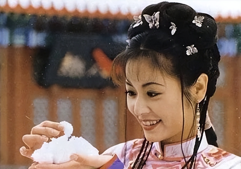 古装剧|古装剧撞衫有多尴尬？当女星扮上同款造型时，颜值差距一目了然