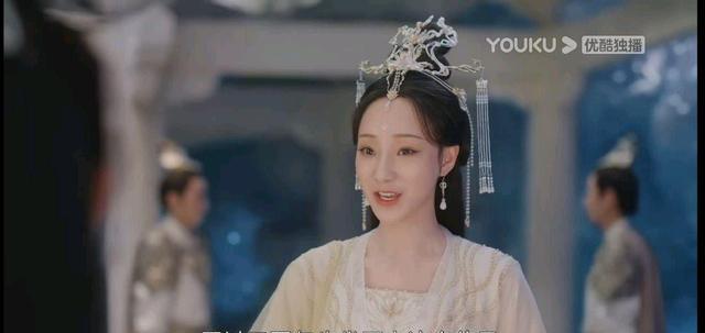 芷昔|《沉香如屑》：菡萏双生分强弱，因为这三个原因芷昔黑化成必然