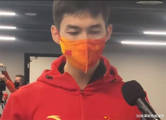孙龙|孙龙流泪道歉！王濛憋了一肚子气，女队比赛更离谱有人多滑了一圈