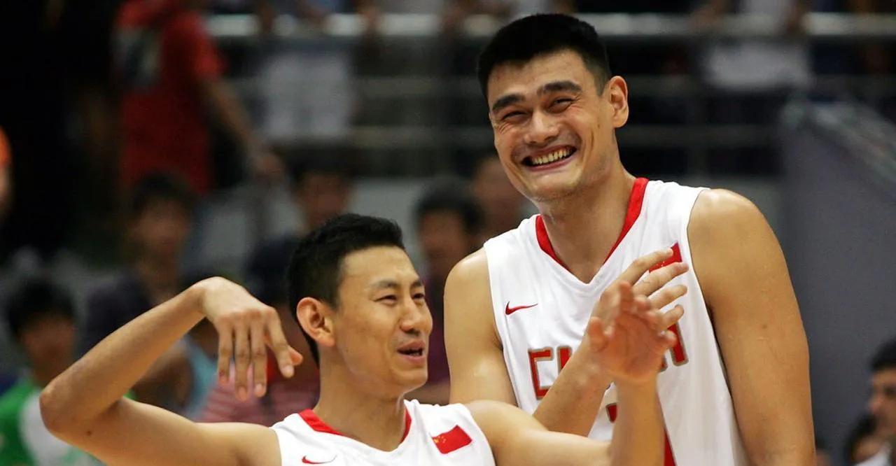 中国男篮|中国男篮历史最强5人！两人世界级，现役一人上榜，一位置最拉跨