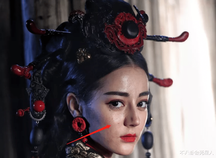 明星|修赘肉、P屁股、长腿，连视频都能作假变脸，明星还有什么是真的