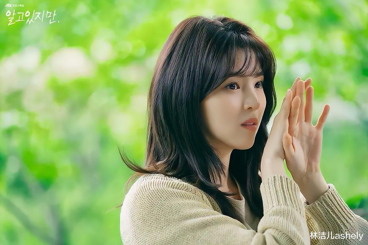 穿衣搭配 清冷钓系姐谁不爱呢?韩素希的日常妆容好绝,高级氛围感轻松拿捏