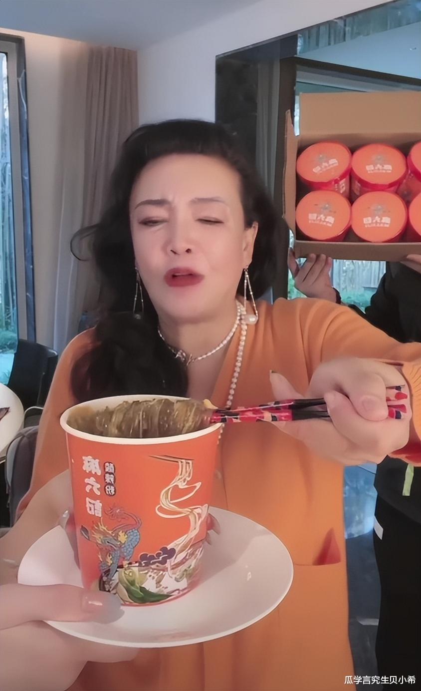 大S|汪妈和徐妈隔空大战，大S服软向汪小菲求和，两家彻底撕破脸