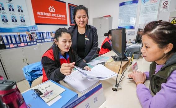 纪实男子出差一个月,回家发现车被物业卖了,物业:以为没人要