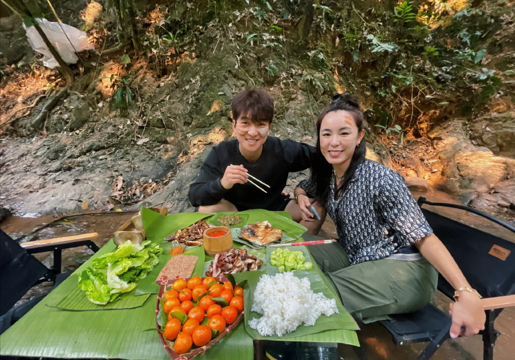 徒步|甜蜜不思法网？王蔷养伤5个月却与男友徒步8公里，球迷：胖这么多