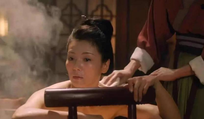 伊能静 强行扮嫩、动脸成瘾、为减肥切胃洗肠，女星的畸形审美好恐怖