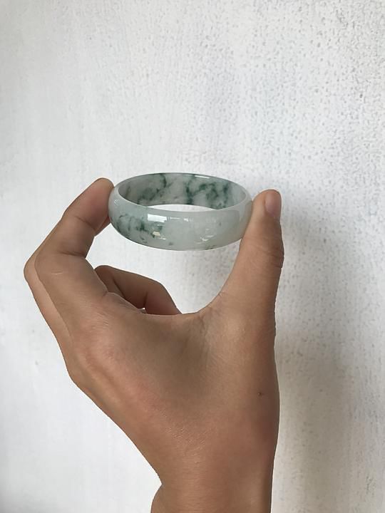 翡翠手镯|翡翠手镯心制成的「镯心镯」,专坑手腕细的翠友们