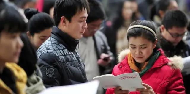 |40岁的中年人,如果在体制内还是混不好,就必须记住这10个潜规则