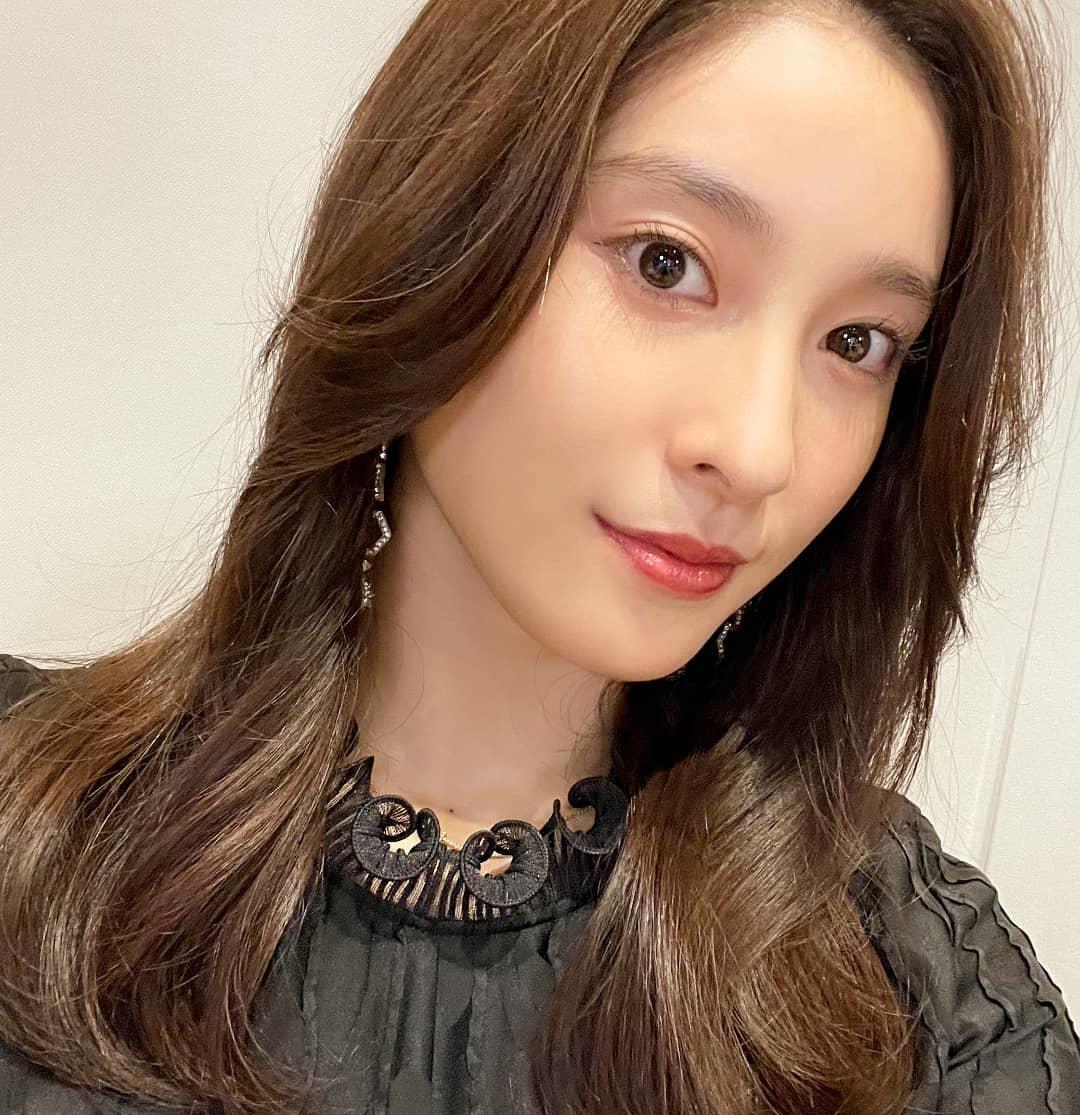 土屋太凤|最美武斗女神!《今际之国》土屋太凤帅气矫健身姿爆红