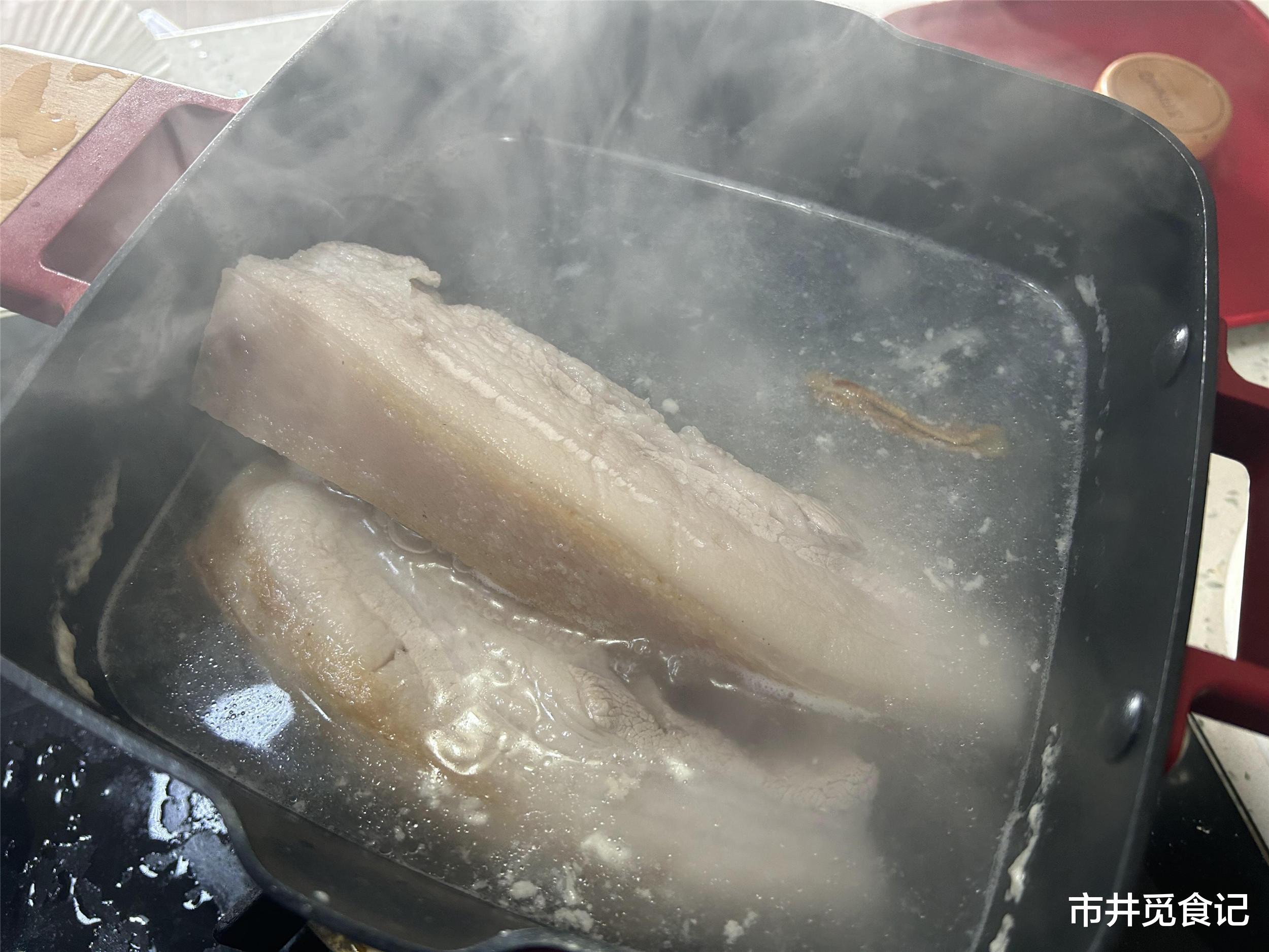 四川回锅肉的正宗做法，记住3个关键步骤，香浓不腻，太费米饭了