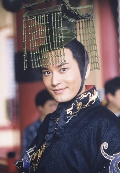 经典|多谢不演之恩:盘点那些明明是临时救场,最后却演成经典的演员