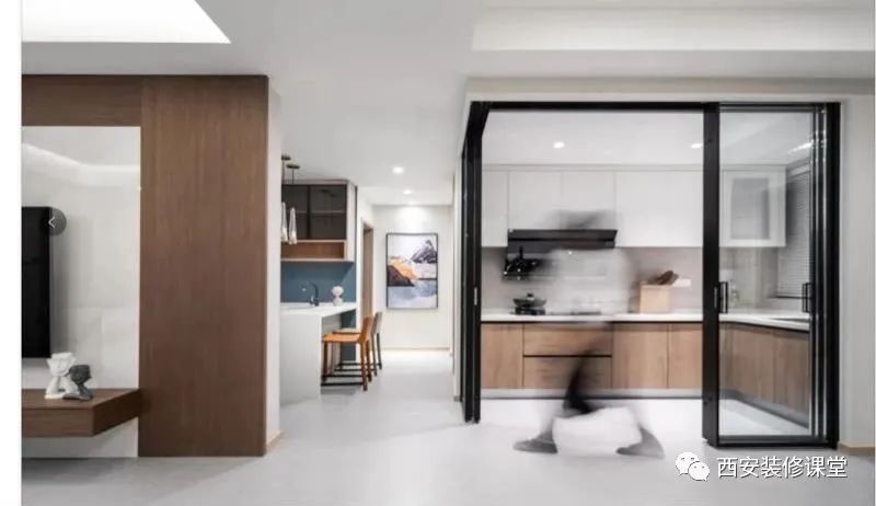 大砖通铺厨房,空间更有延伸感