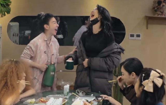 徐冬冬|《浪姐3》姐姐集体卸妆,躲过了赵樱子,却被于文文给美到了