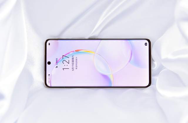 荣耀50|荣耀50评测:回归后的诚意之作