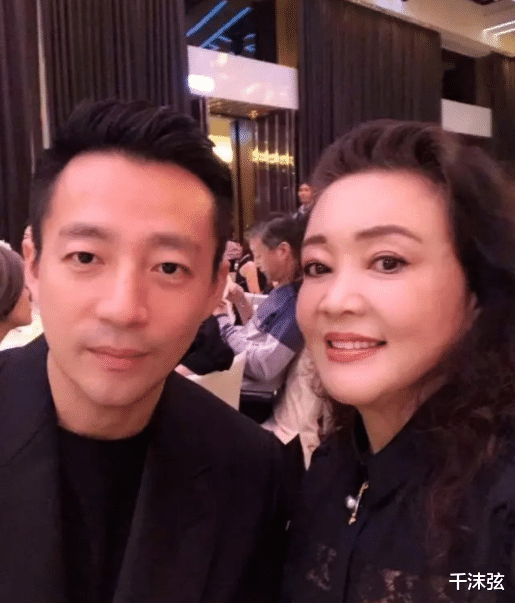 汪小菲|狗仔爆猛料晒汪小菲亲密照，坦言比罗志祥还乱？网友：大S知道吗