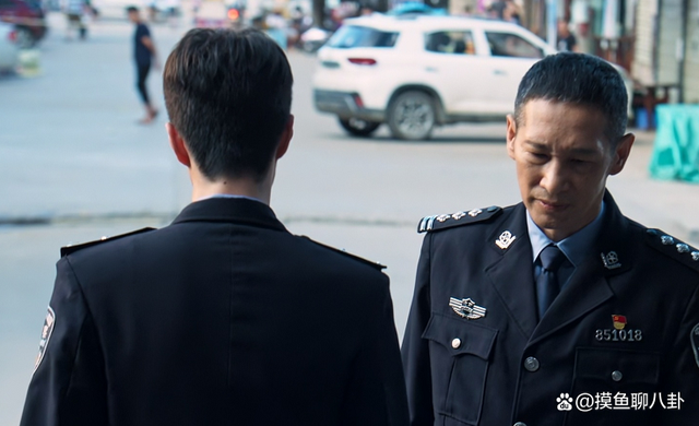 警察|《冰雨火》警察内鬼到底是谁？林局看似是坏人，但可能会有反转