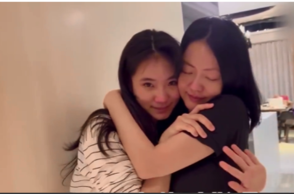 小S|被骂三天的小S终于在社交平台上露脸了，彼时的她再也没有了以往的高调