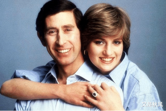 秦岚|1982年,刚怀孕的戴安娜和查尔斯在海里游玩,两人甜蜜又幸福