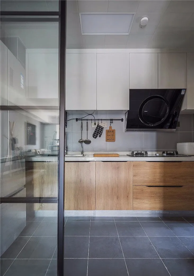 102平现代工业风格设计,减法为装饰,设计美观又大方