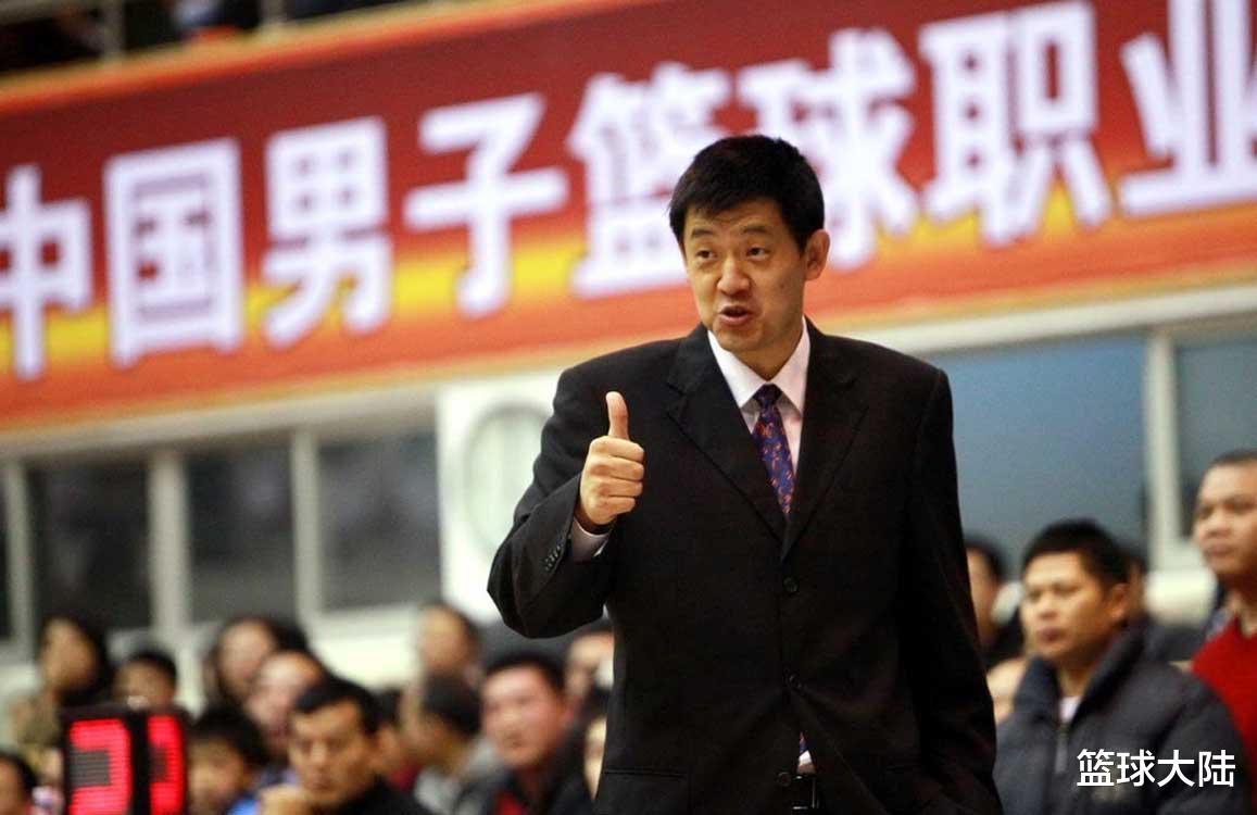 吉林男篮|正式签约！CBA名将拿到大合同，曾一度无球可打，感谢孙军